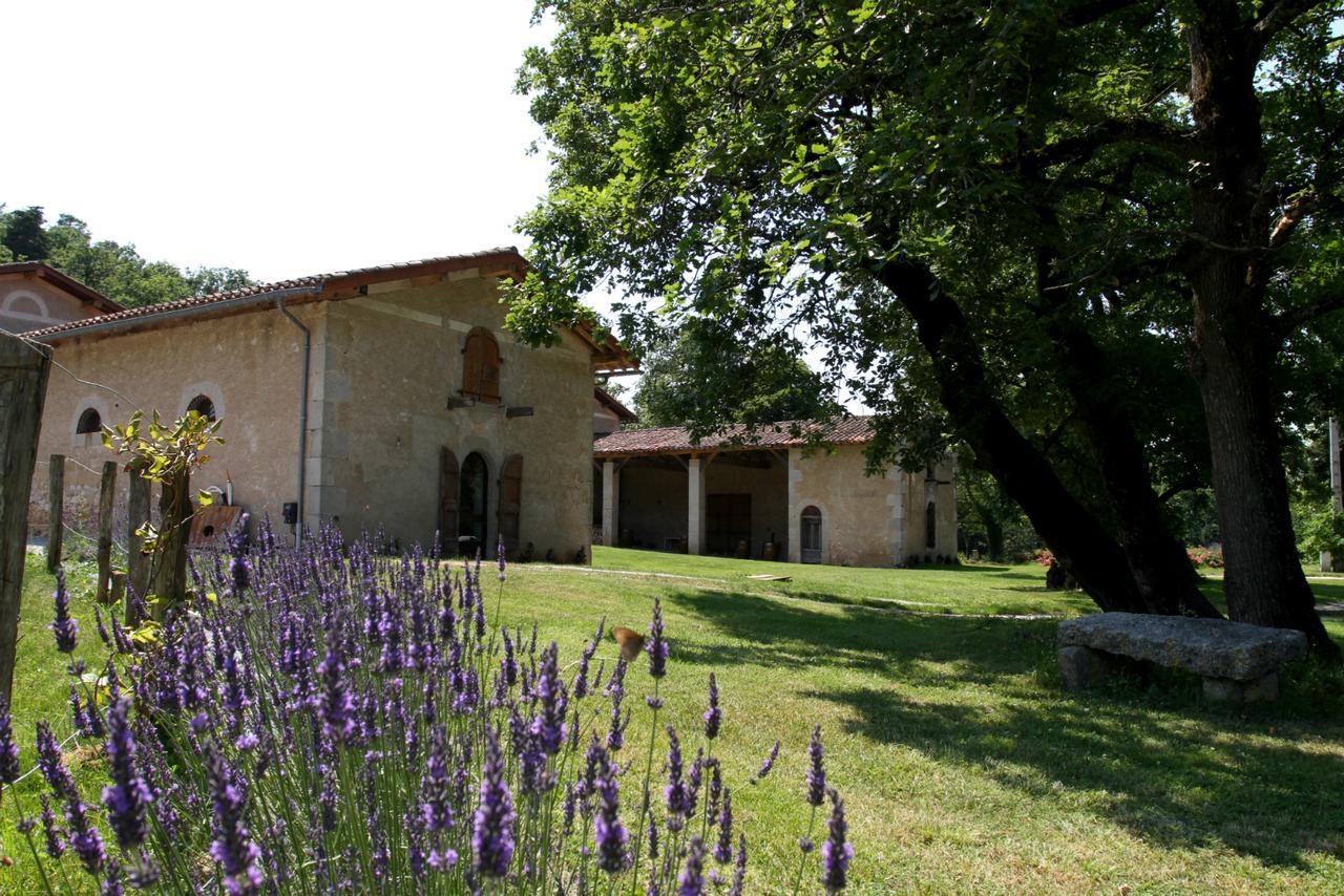 مبيت وإفطار كاسْتْرْ Domaine Le Castelet المظهر الخارجي الصورة