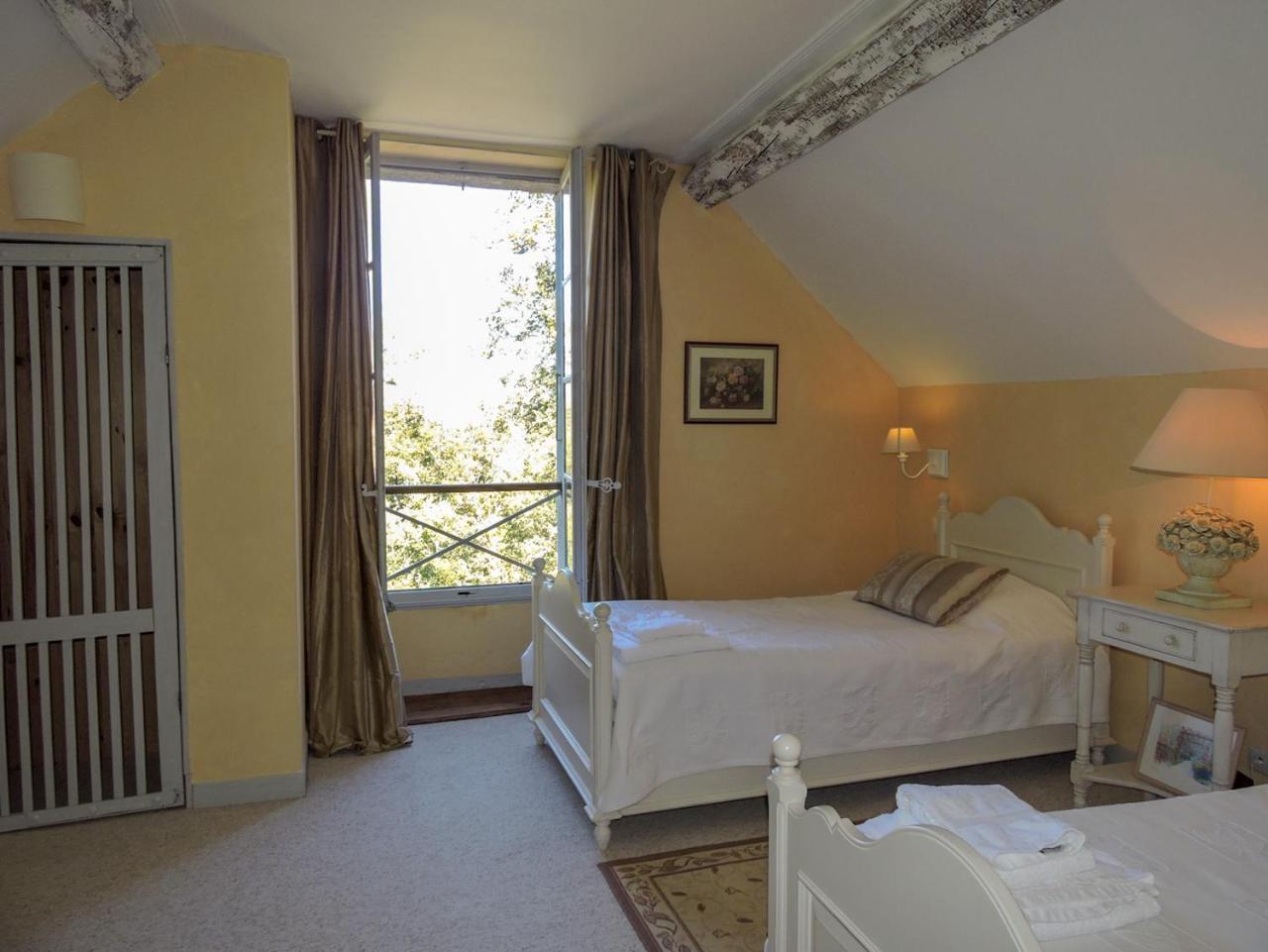 مبيت وإفطار كاسْتْرْ Domaine Le Castelet المظهر الخارجي الصورة