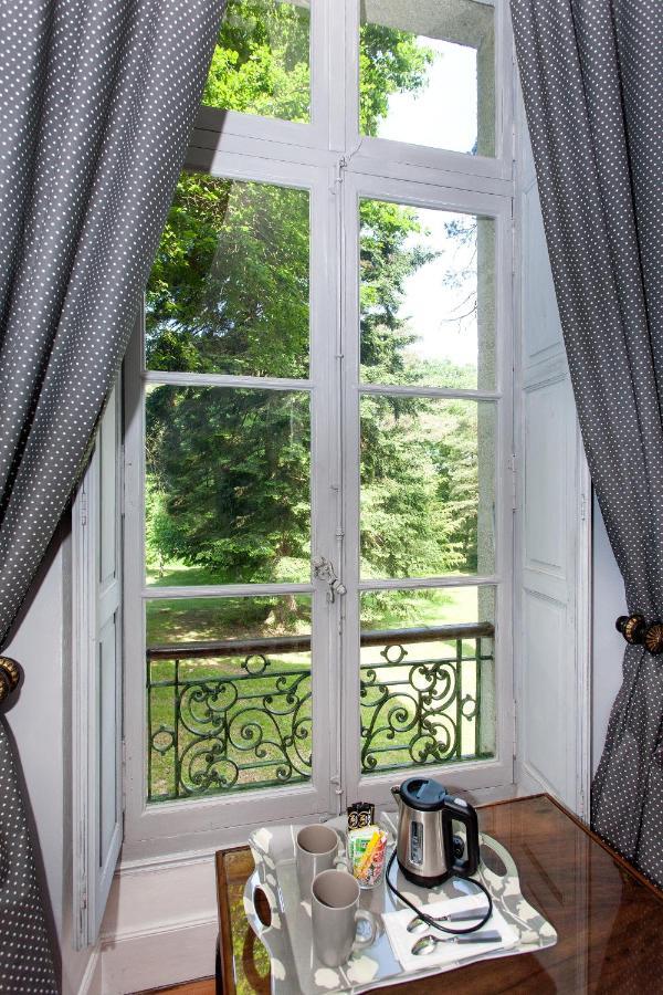 مبيت وإفطار كاسْتْرْ Domaine Le Castelet الغرفة الصورة